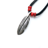 May club -【Chooke】中鷹羽 右向 Silver Dollar Feather(R)