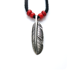 May club -【Chooke】中鷹羽 右向 Silver Dollar Feather(R)