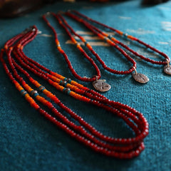 ANTIQUE WHITE HEART OMBRE RED - May club