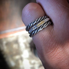 May club -【Chooke】ROUND STAMPING NARROW RING - GOLD ARROW