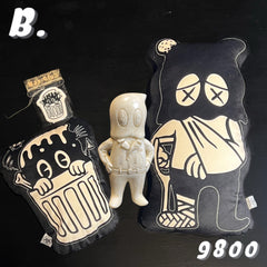 FUKU MAN RESIN FIGURINE - BONE WHITE SET