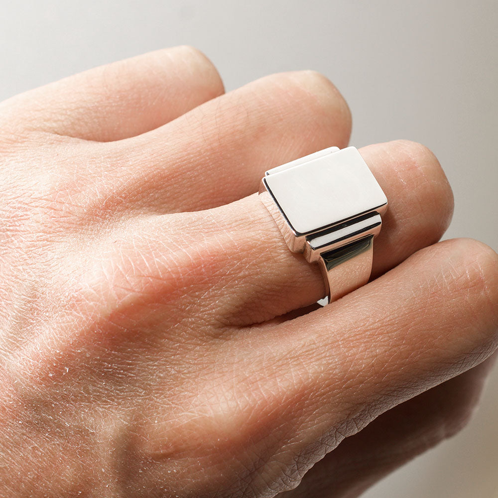 SQUARE RING