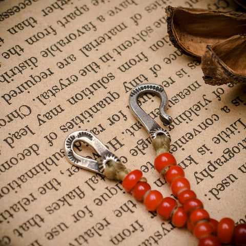 Antique White Heart Red Beads Bracelet / Fuku