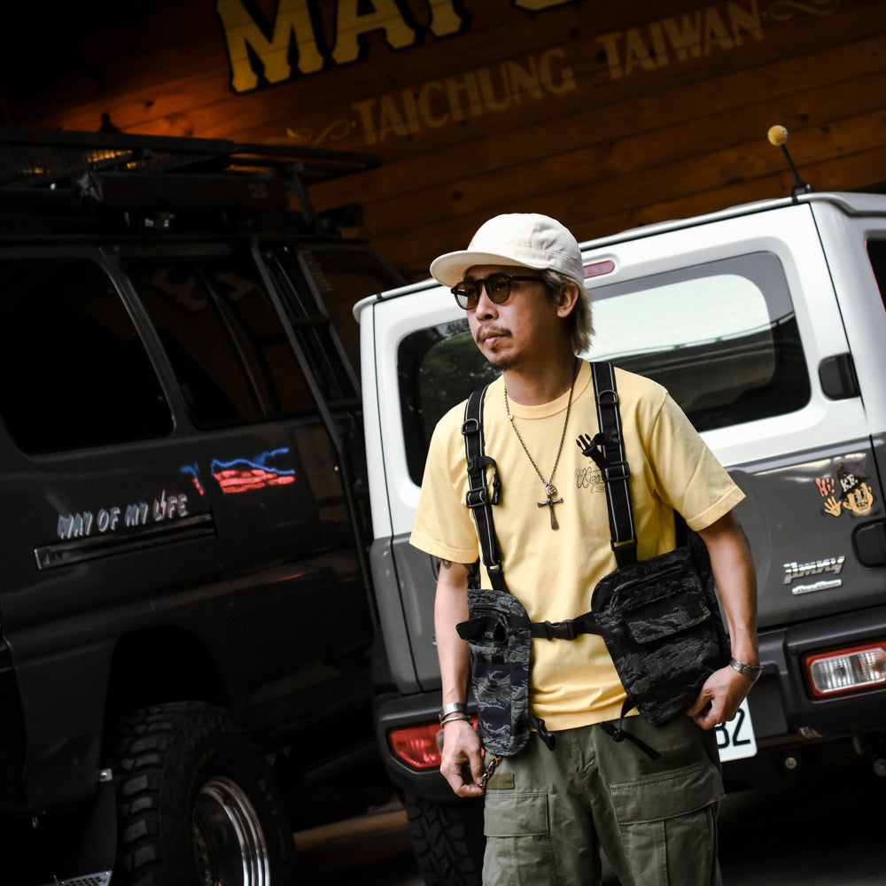 ON THE ROAD VEST - NIGHT TIGER