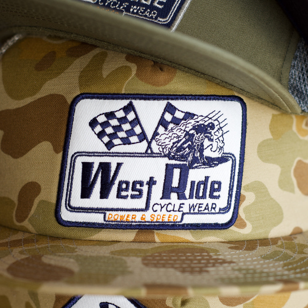 MESH CAP: FLAGS HUNTER CAMO