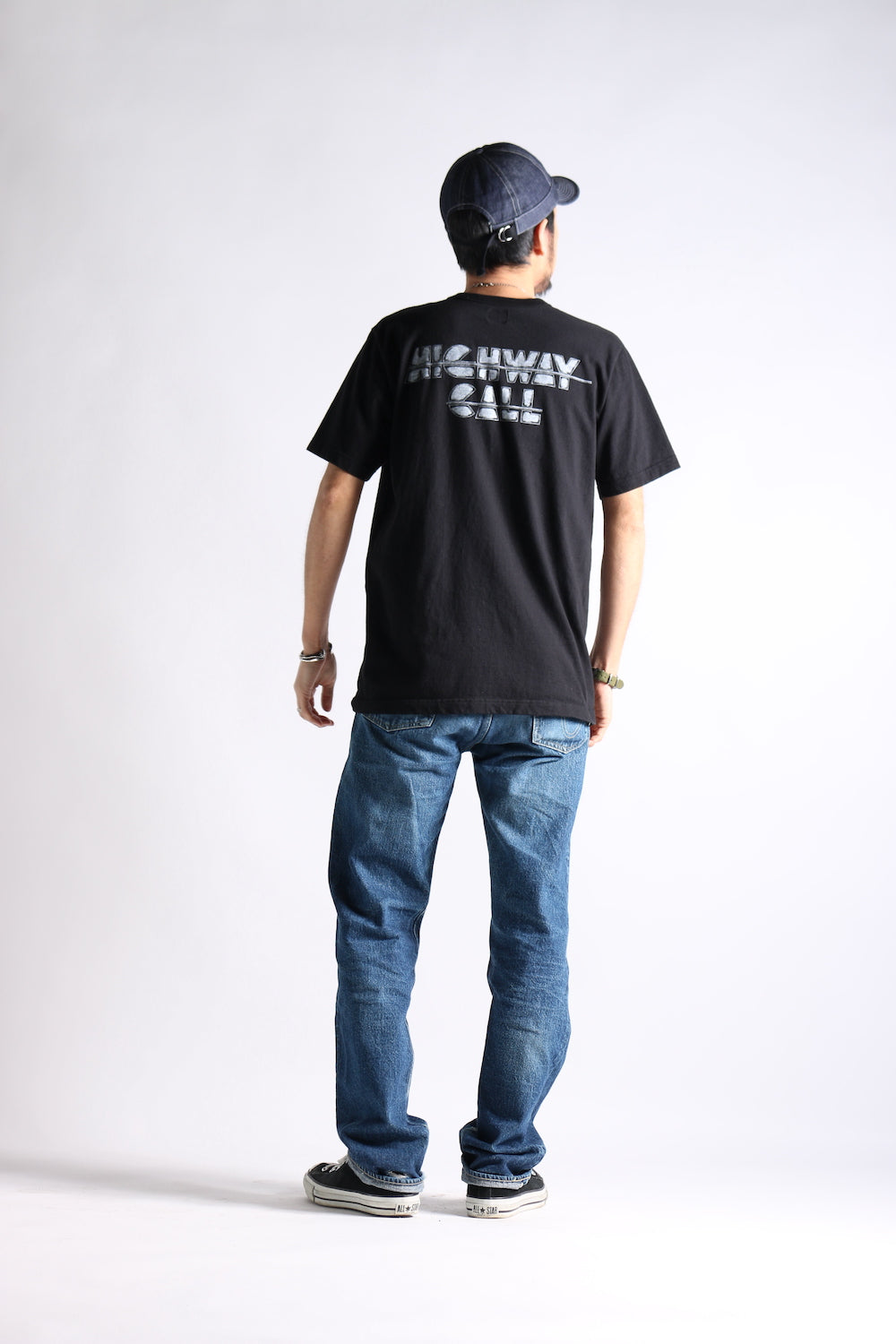 "HIGHWAY CALL" TEE - BLACK - May club