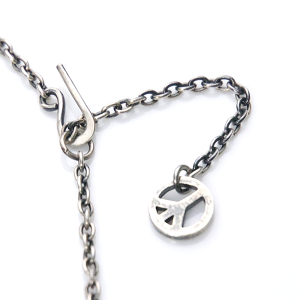 Love & Peace Plate Necklace - May club