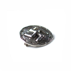 May club -【Chooke】STANDING LIBERTY REPOSE SWASTIKA PINS