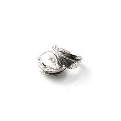 May club -【May club】KNIFE FEATHER RING