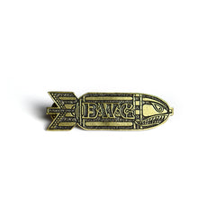 May club -【B.W.G JAPAN】B.W.G x HATCHET  SHARK MOUTH PIN