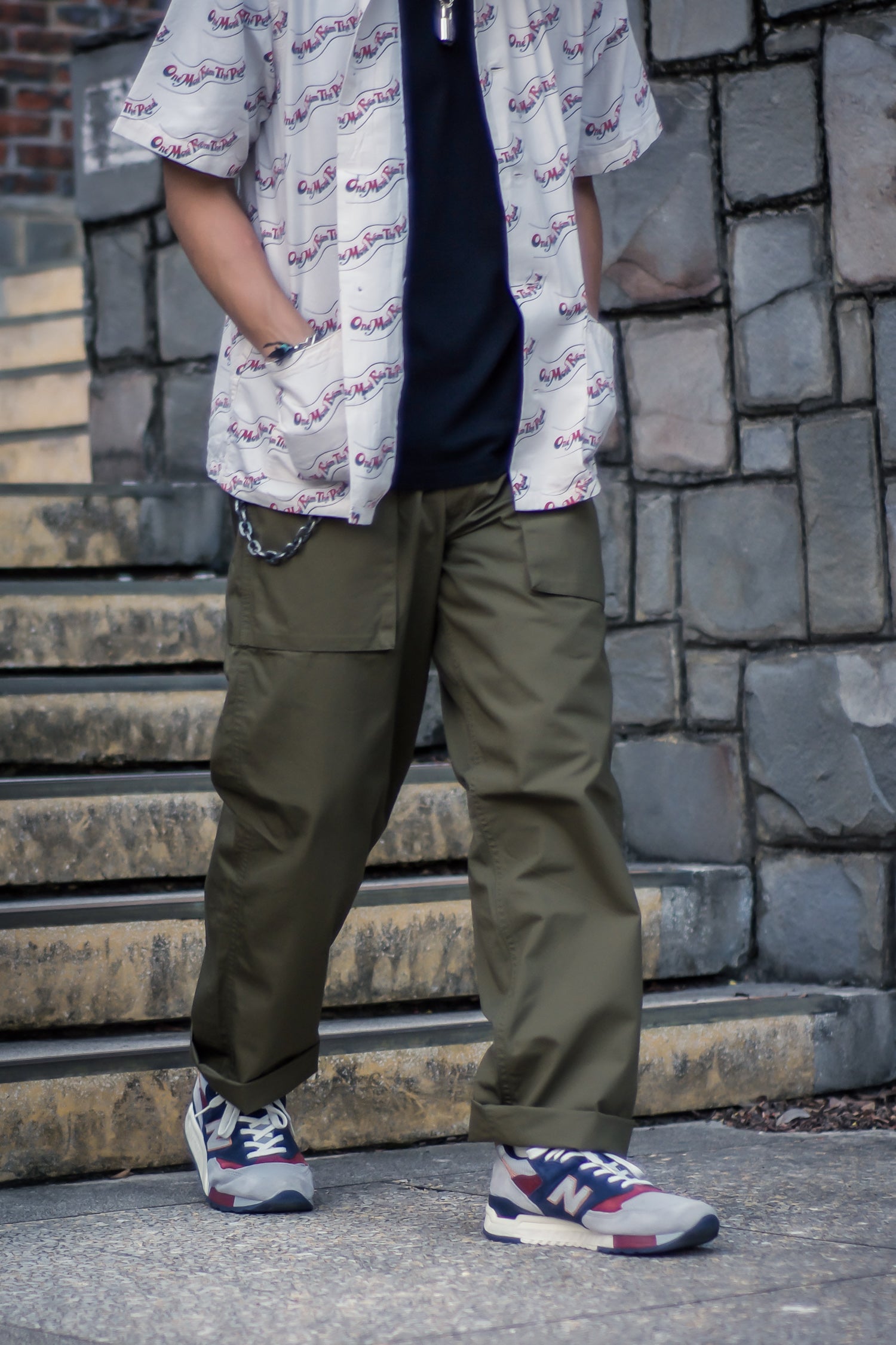 STAND UP PANTS - OLIVE – May club
