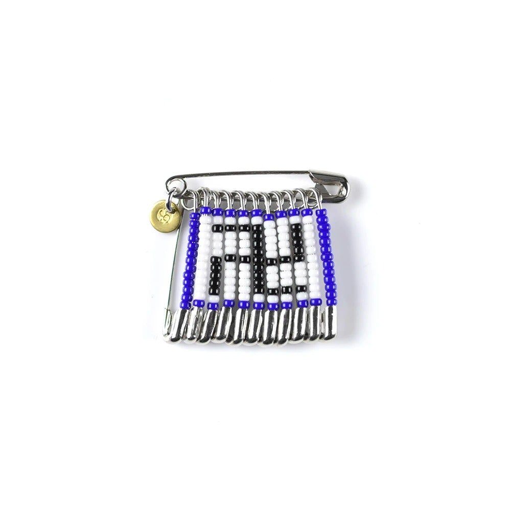 SAFETY PIN BADGE - May club