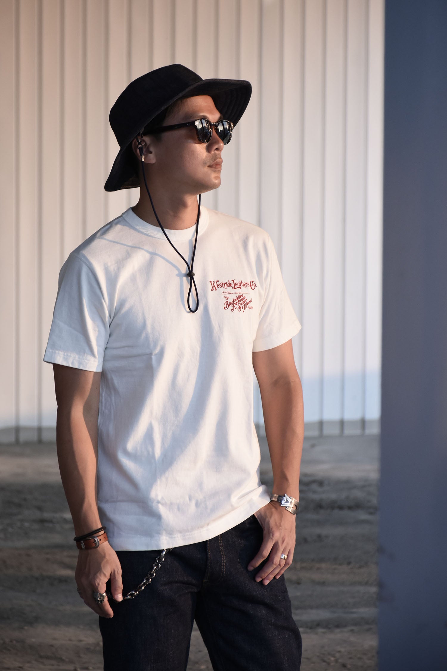 "WR LEATHER CO." TEE - WHITE - May club