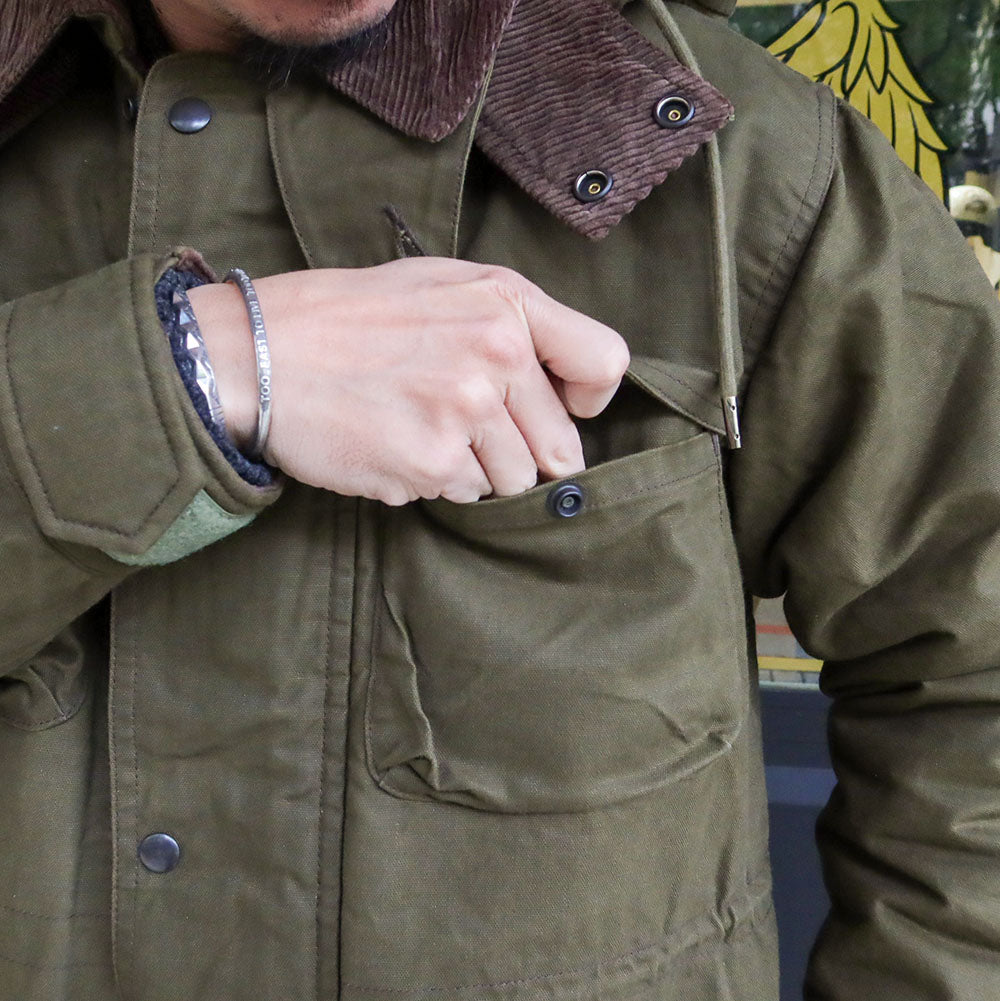 MOUNTAIN DUCK JACKET - OLIVE - May club